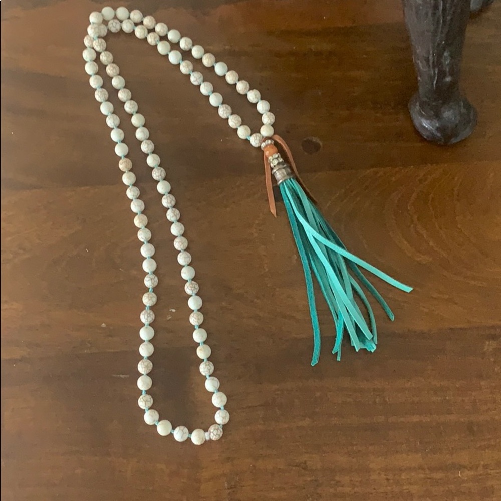 Gorgeous necklace